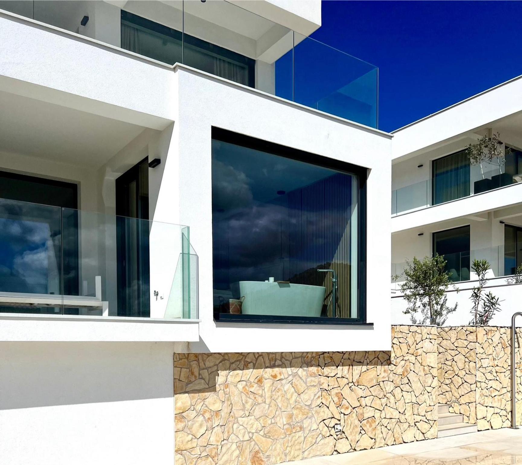 Luxury Sea View Penthouse 
