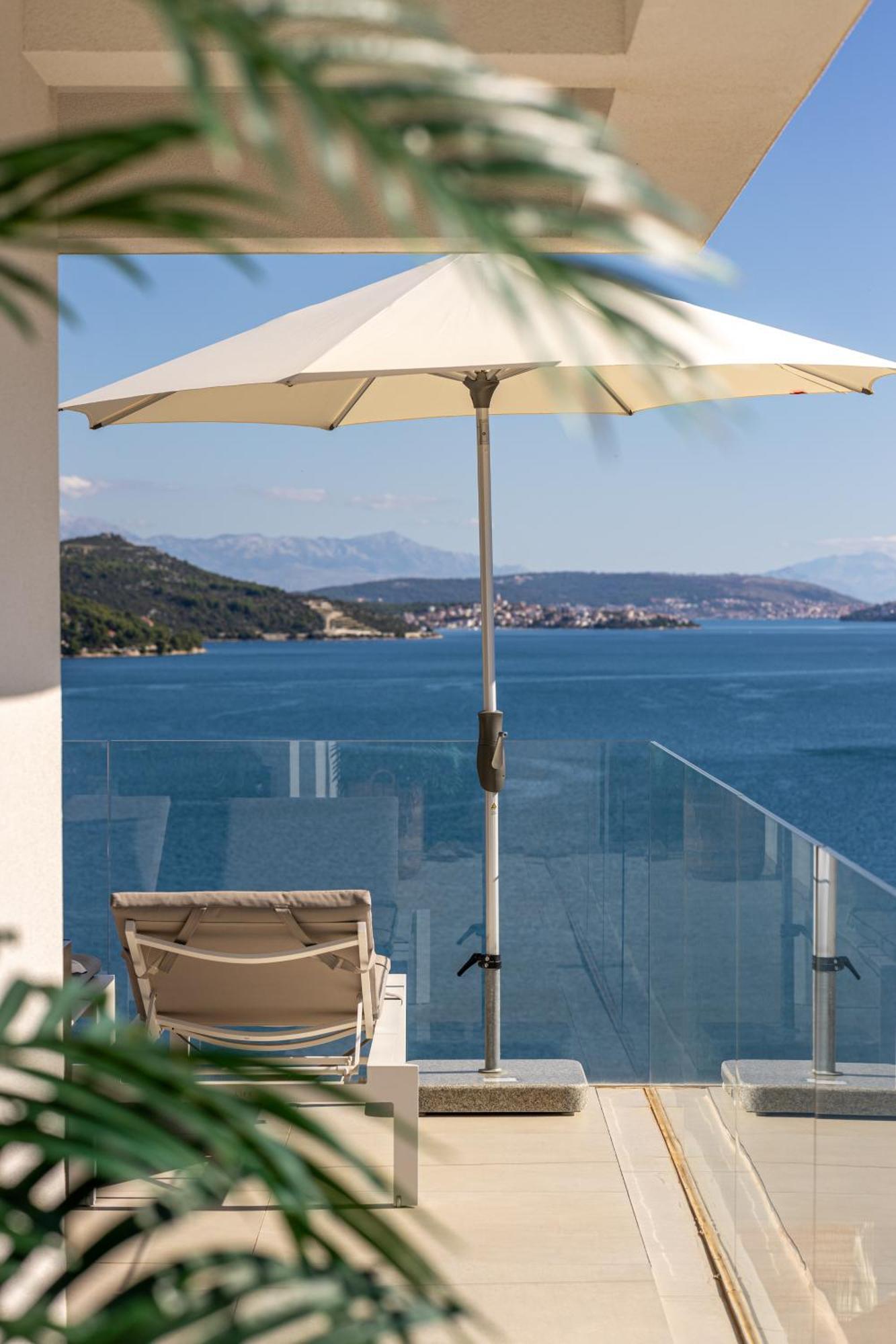 Lägenhet Luxury Sea View Penthouse 